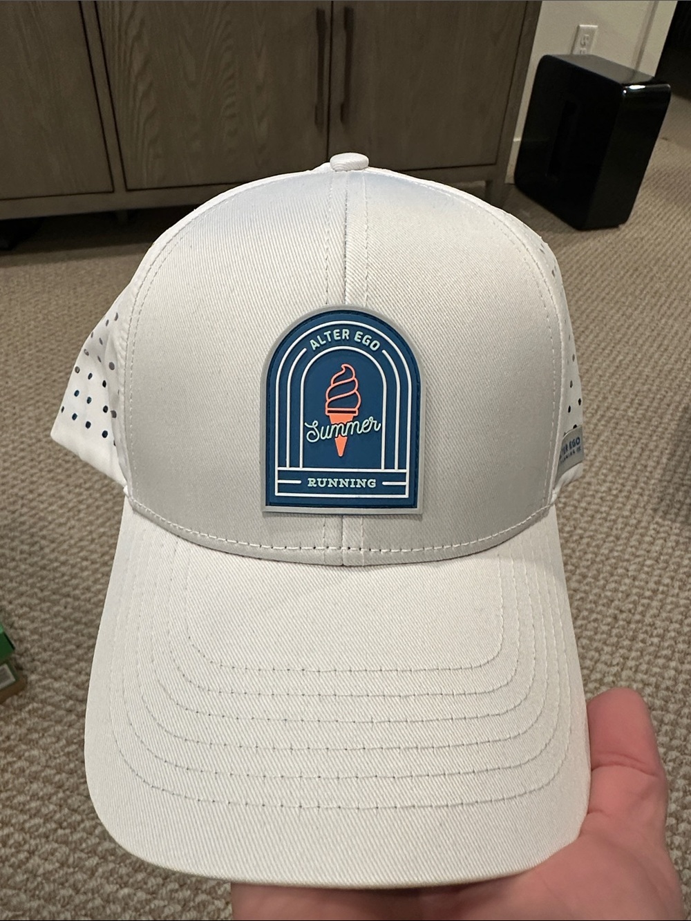 Alter Ego Summer Running White Trotter Hat